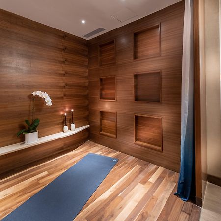 Hard Rock Hotel Desaru Coast Екстер'єр фото The meditation room at the Four Seasons Hotel, London